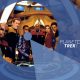 Die Crew von DS9, hinter dem Logo der Planet-Trek-fm-Rubrik DS9-ReExperience